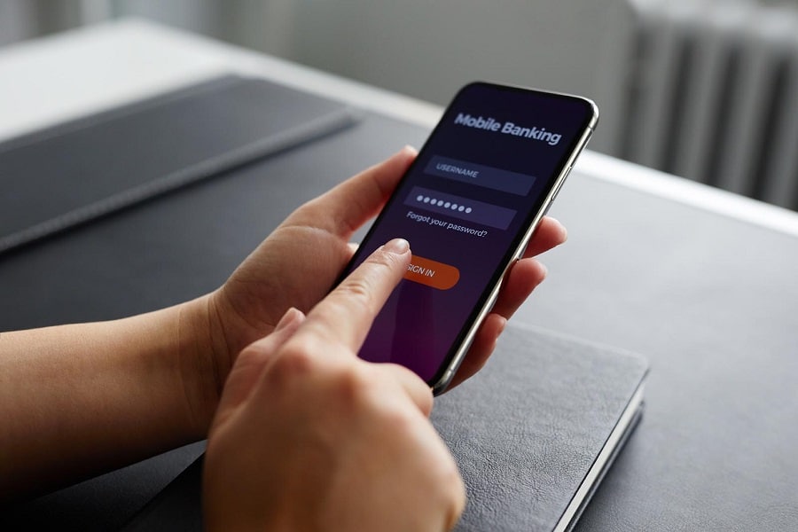 Mastering Mobile Banking: Securely Managing Money From Your Phone